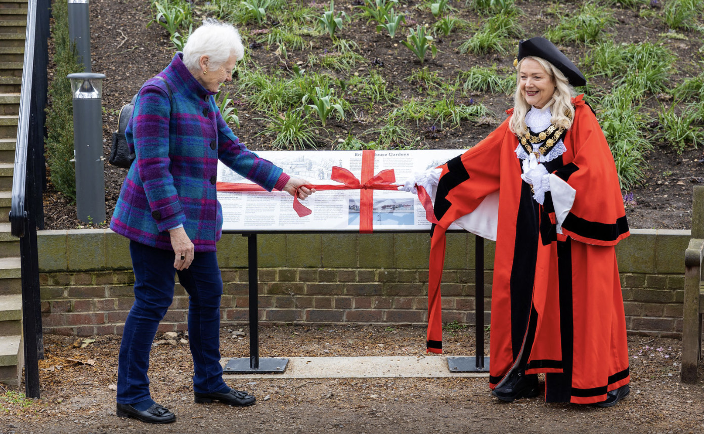 Photo of Cllr Julia Cambridge, with the Society’s Vice Chair Louis Fluker at the inauguration of the board